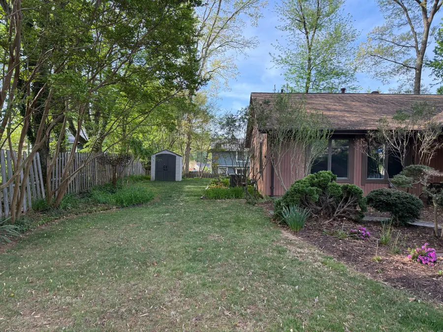 10407 Nellie White Ln, Fairfax, VA 22032 - #3