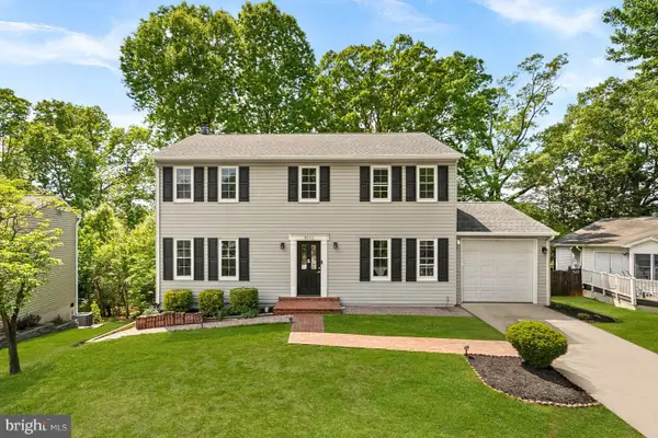 9361 Tartan View Dr, FAIRFAX, VA 22032