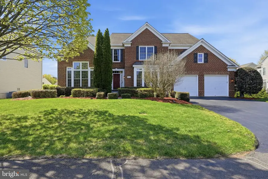 4909 Sammy Joe Dr, Fairfax, VA 22030 - #2