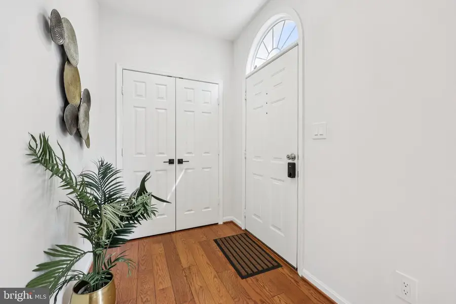 4818 Pheasant Brook Ln, Fairfax, VA 22033 - #3