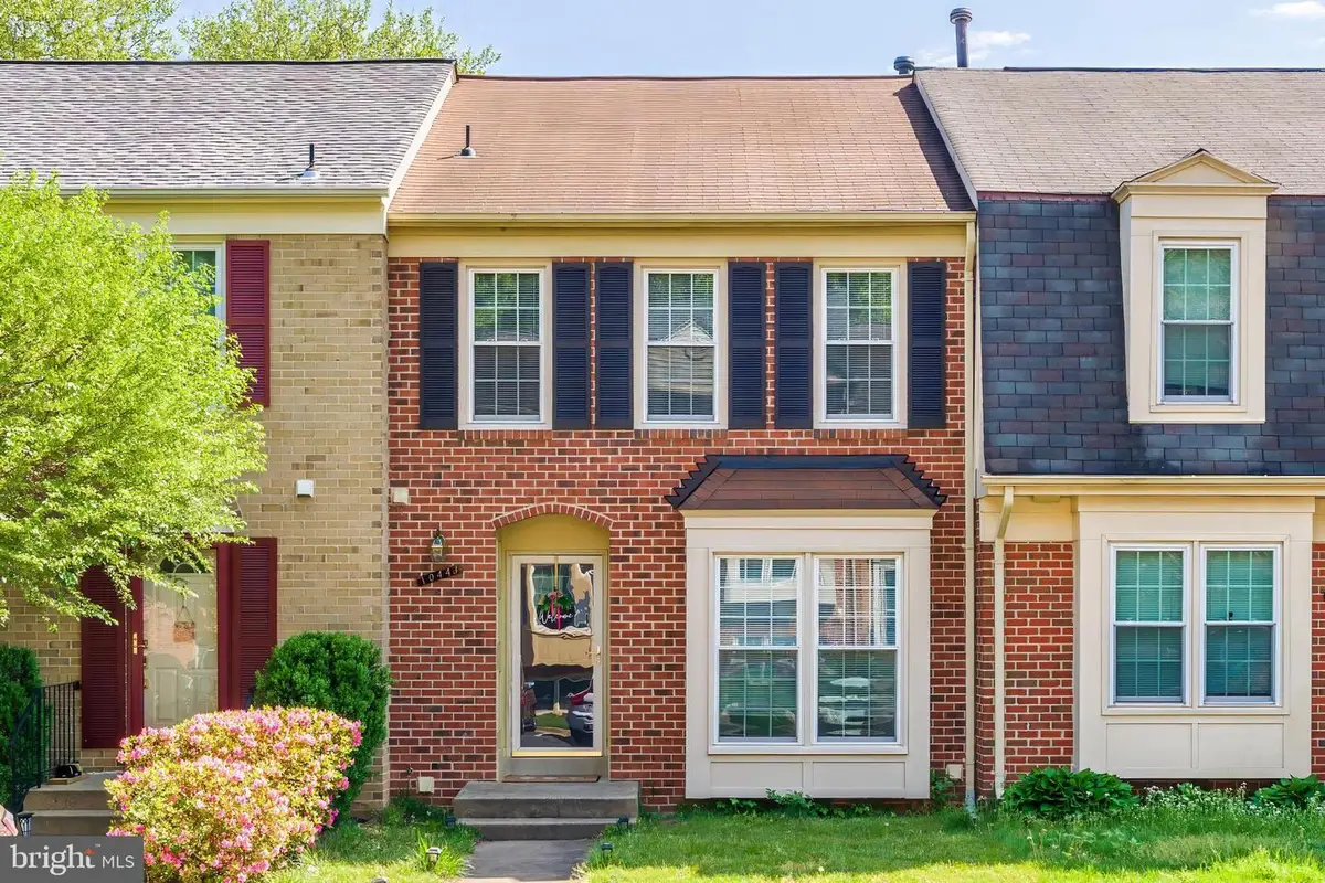 10443 Malone Ct, Fairfax, VA 22032 - #1