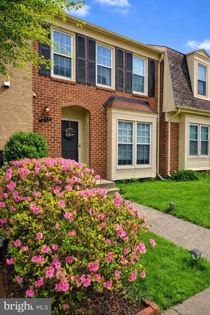 10443 Malone Ct, Fairfax, VA 22032 - #2
