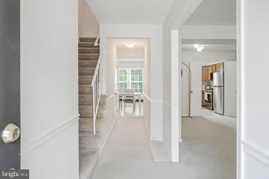 10443 Malone Ct, Fairfax, VA 22032 - #3