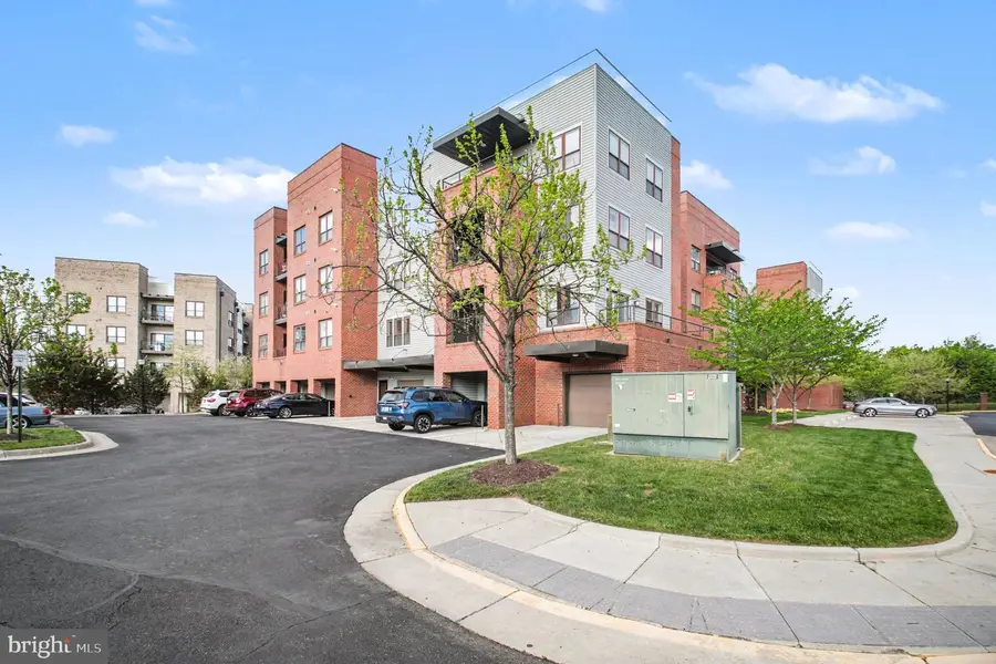 8970 Fascination Ct #214, Lorton, VA 22079 - #3