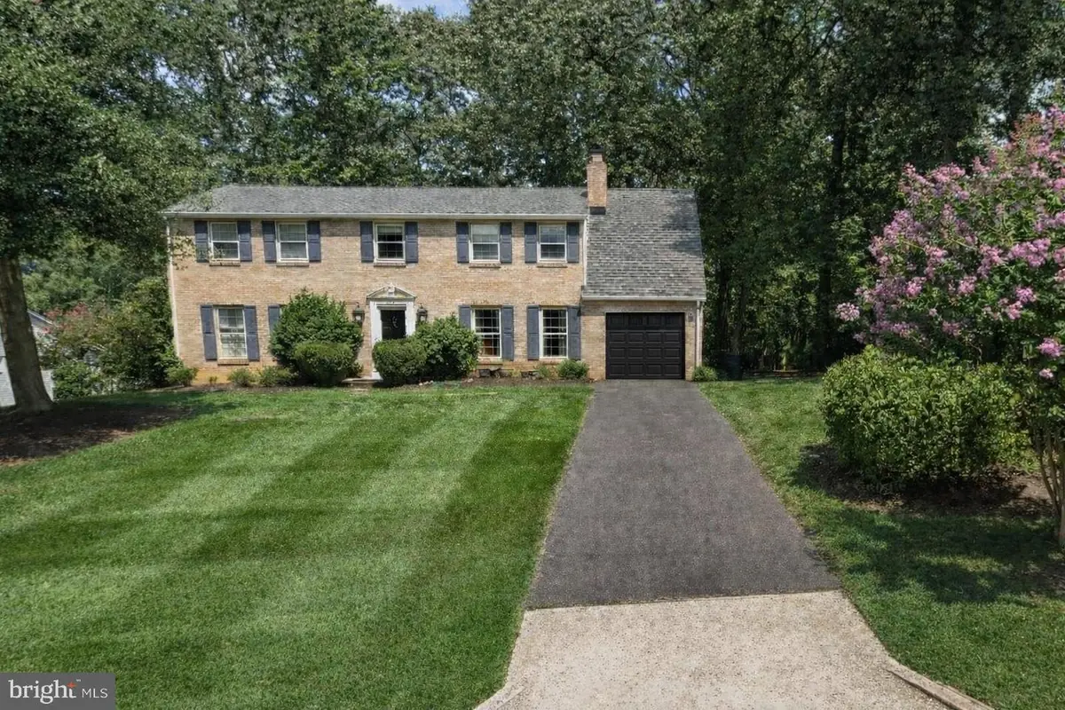4018 Robertson Blvd, Alexandria, VA 22309 - #1