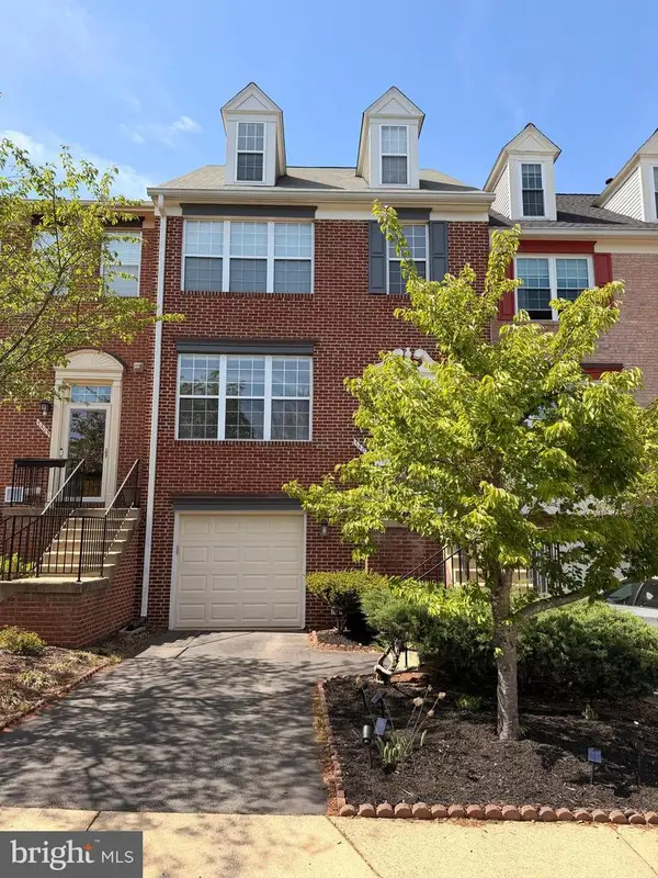 7405 Dunnington Pl, ALEXANDRIA, VA 22315