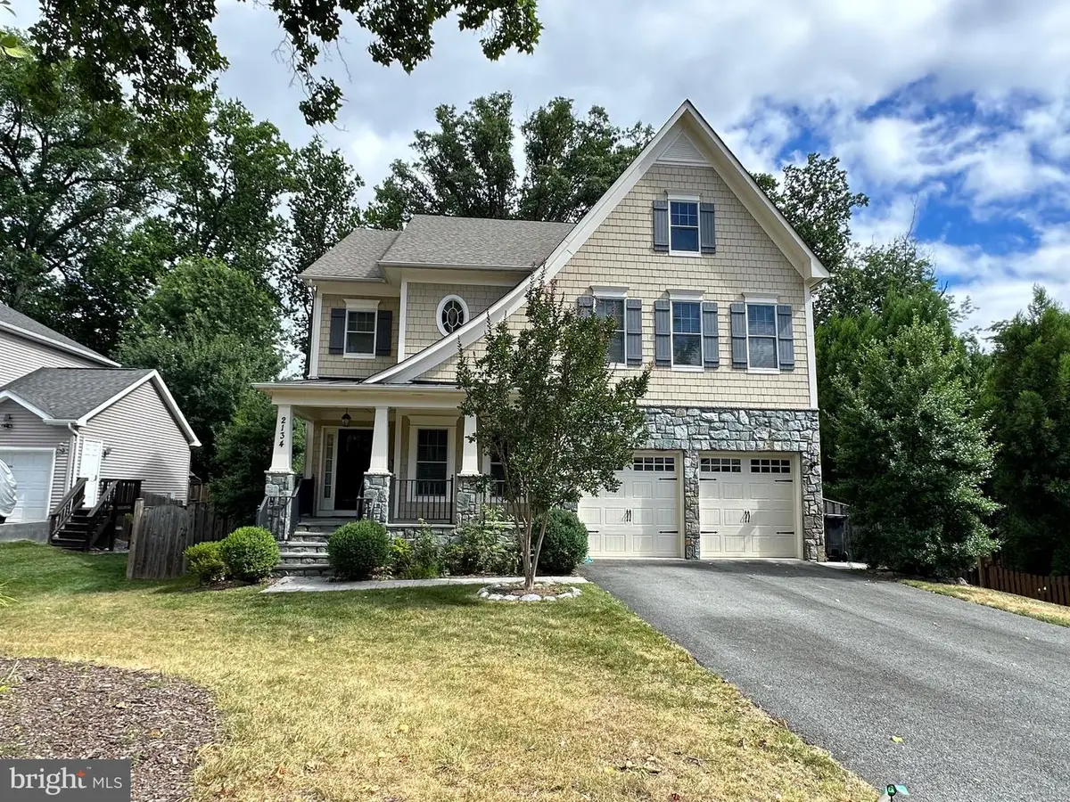 2134 Haycock Rd, Falls Church, VA 22043 - #1