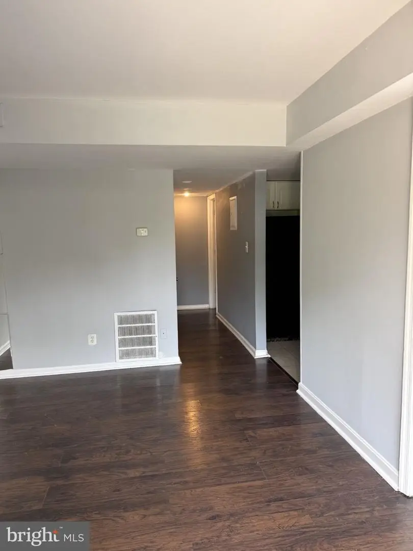 4269-a Americana Dr, Annandale, VA 22003 - #2