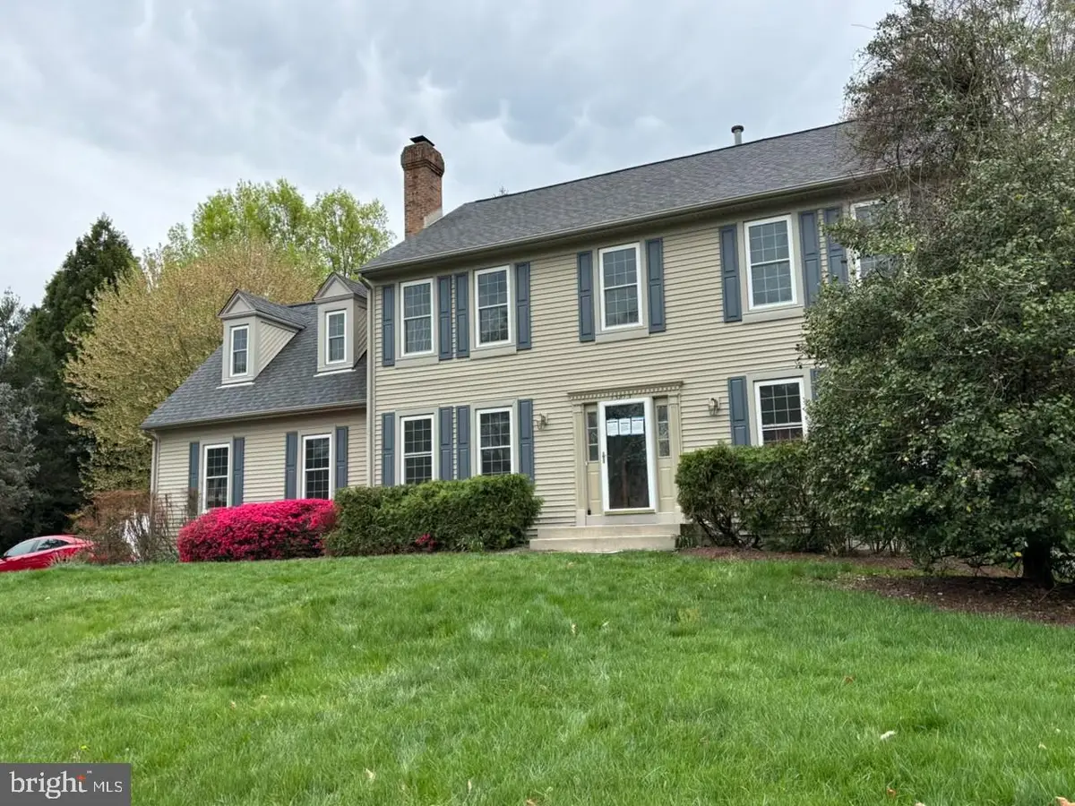 13813 Foggy Hills Ct, Clifton, VA 20124 - #1