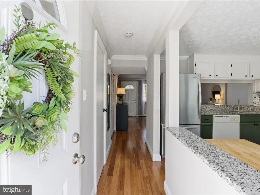 7027 Bryant Towne Ct, Alexandria, VA 22306 - #2