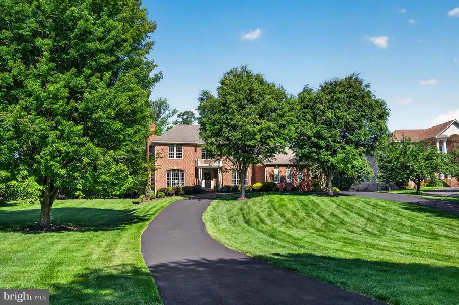 2954 Bonds Ridge Ct, Oakton, VA 22124 - #2