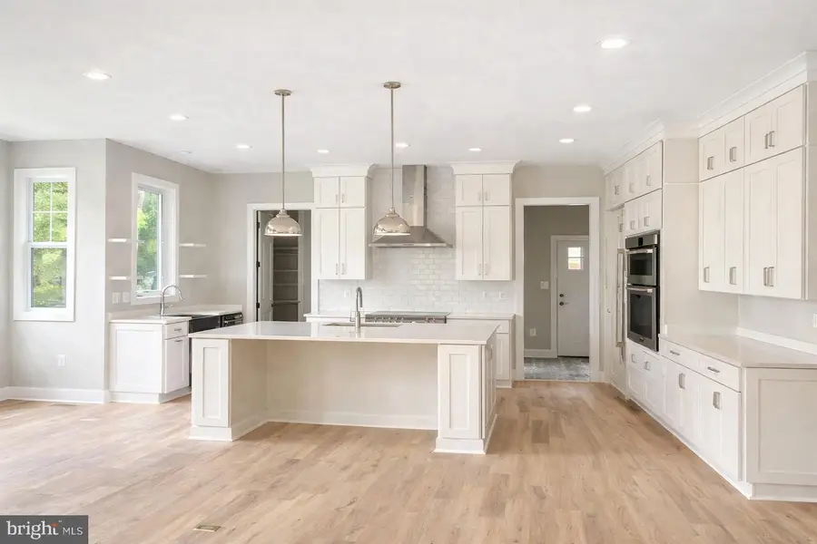 2016 Freedom Ln, Falls Church, VA 22043 - #3