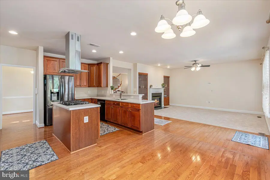 5645 Tower Hill Cir, Alexandria, VA 22315 - #3