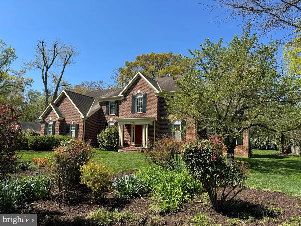 9020 Beatty Dr, Alexandria, VA 22308 - #1