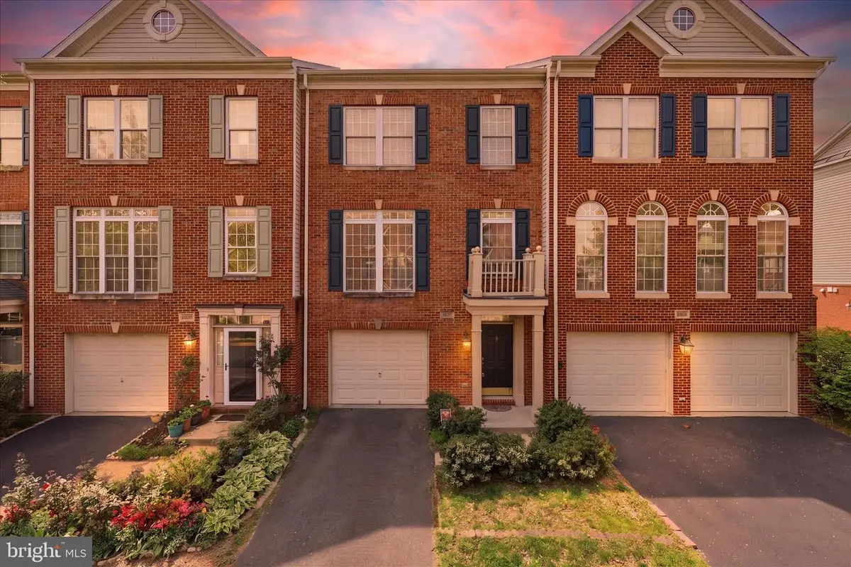 13557 Lavender Mist Ln, Centreville, VA 20120 - #1