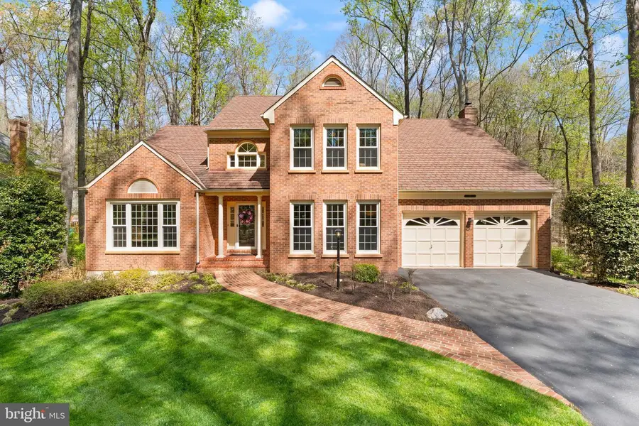 6823 Brimstone Ln, Fairfax Station, VA 22039 - #3