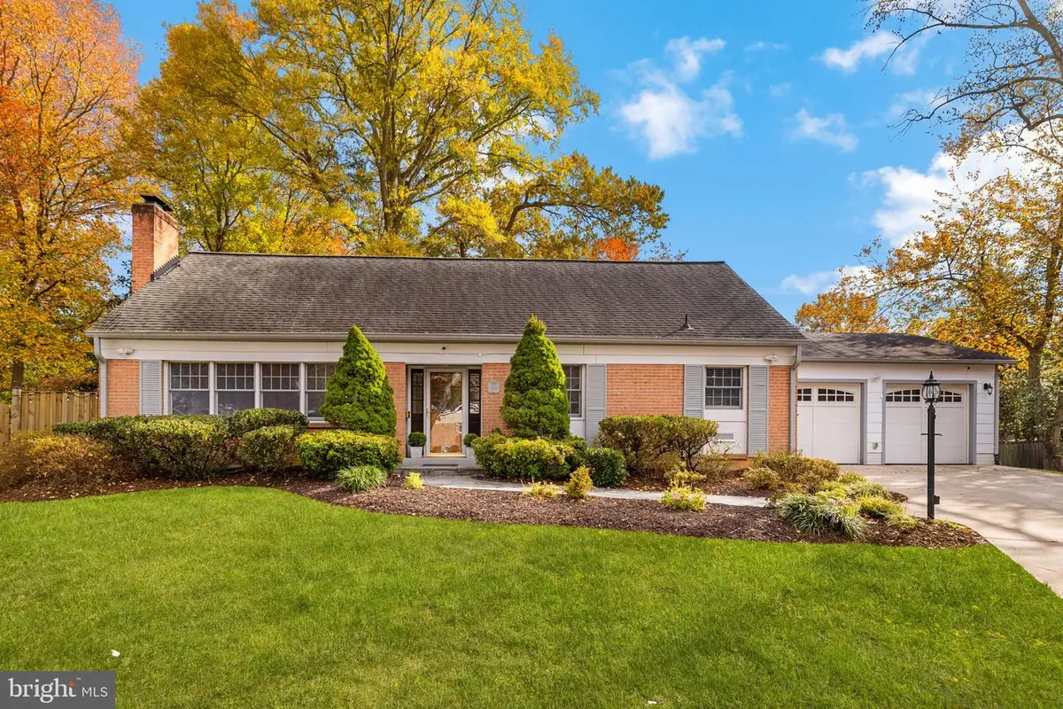 2501 Duxbury Pl, Alexandria, VA 22308 - #1