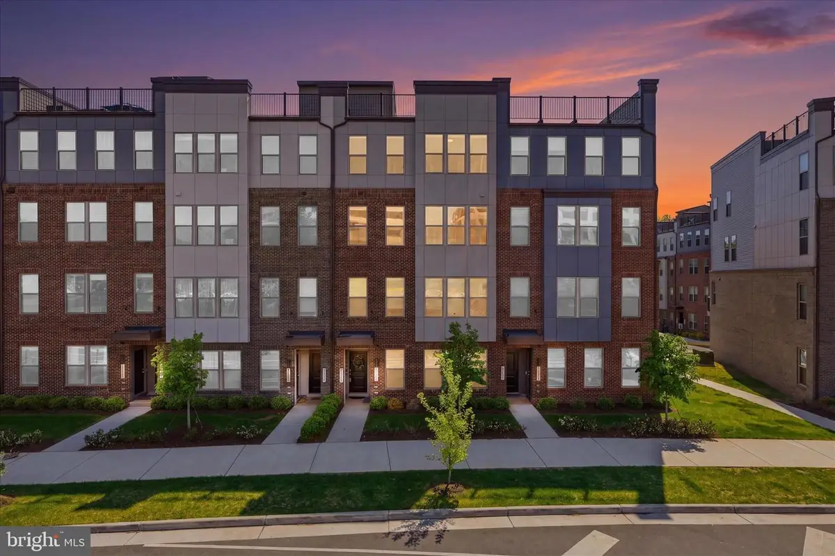 13600 Innovation Station Loop #26b, Herndon, VA 20171 - #1