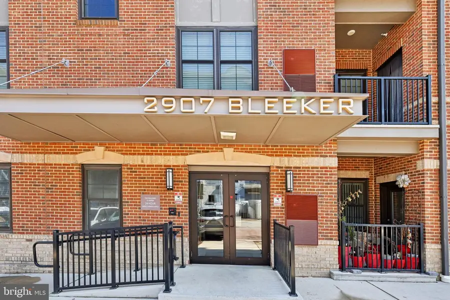 2907 Bleeker St #3-206, Fairfax, VA 22031 - #2