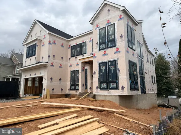 1110 Hillcrest Dr Sw, VIENNA, VA 22180