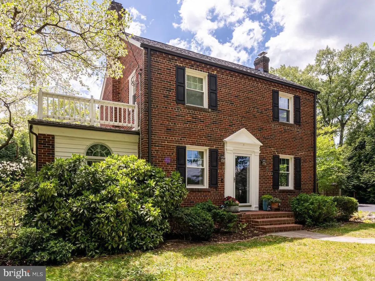 3911 Maury Pl, Alexandria, VA 22309 - #1