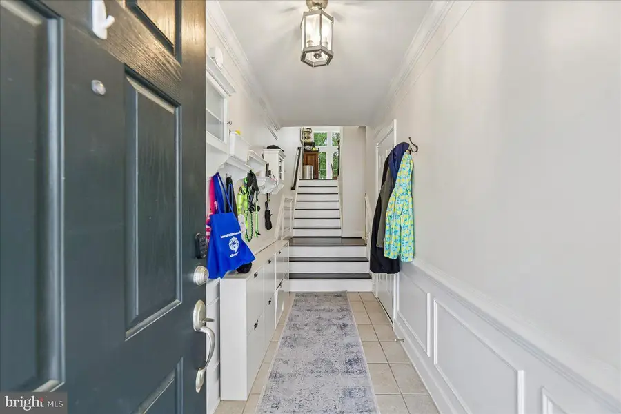 9276 Laurel Ridge Crossing Rd, Lorton, VA 22079 - #2