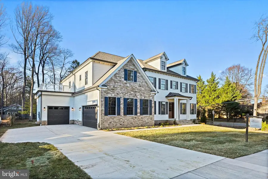 352 Ayr Hill Ave Ne, Vienna, VA 22180 - #2