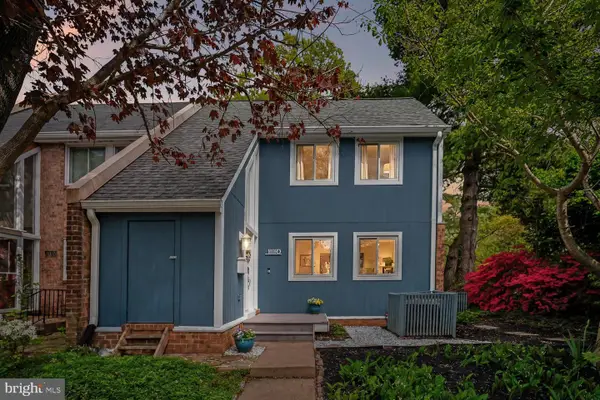 11110 Forest Edge Dr, RESTON, VA 20190