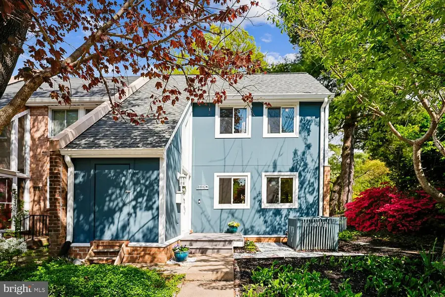 11110 Forest Edge Dr, Reston, VA 20190 - #2