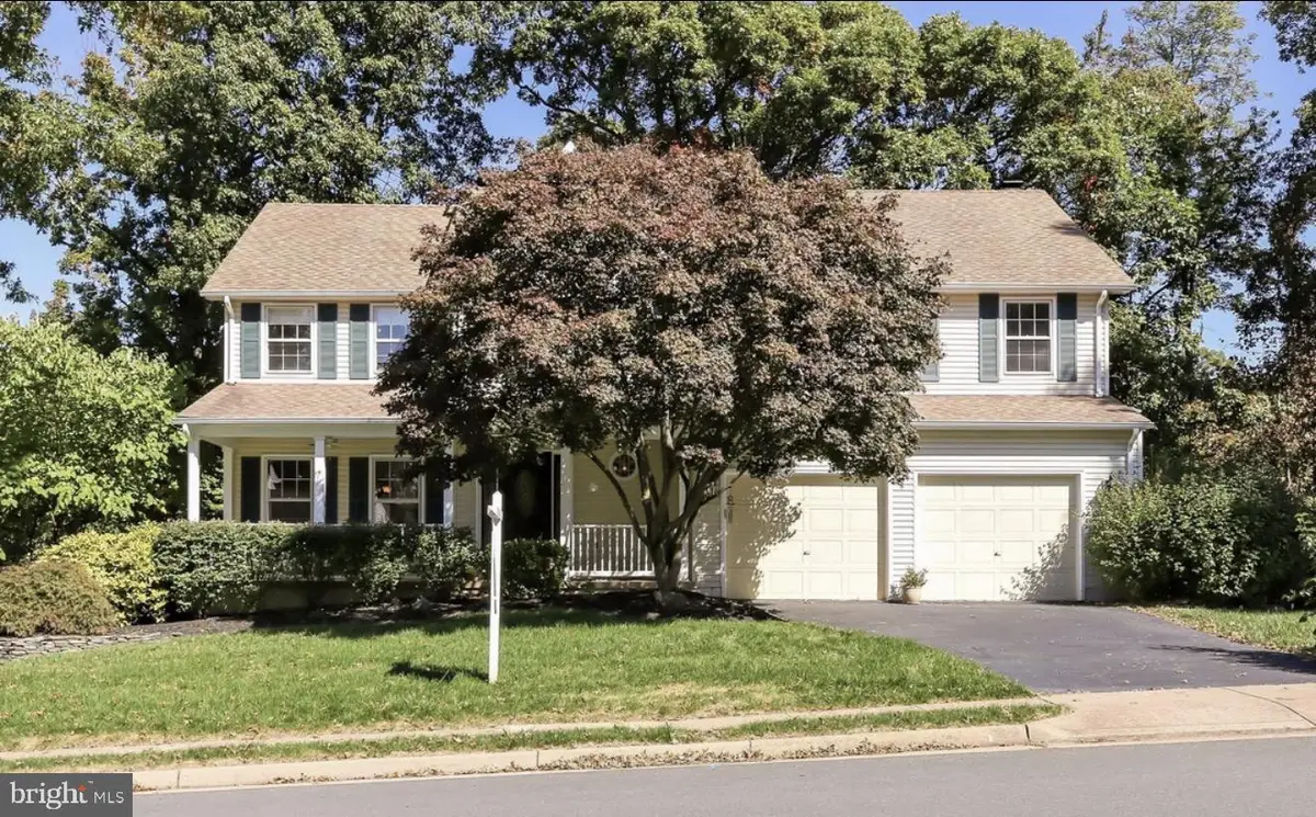 13804 Stonefield Dr, Clifton, VA 20124 - #1