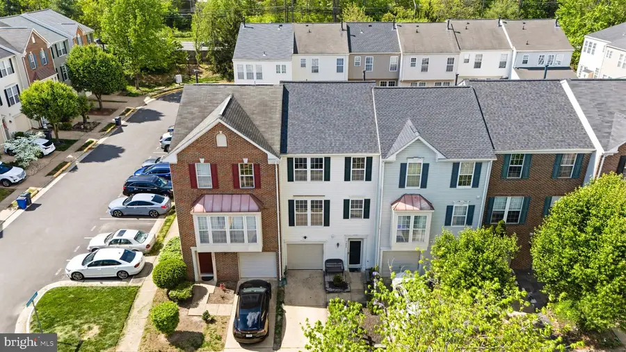 7864 Dogue Indian Cir, Lorton, VA 22079 - #3