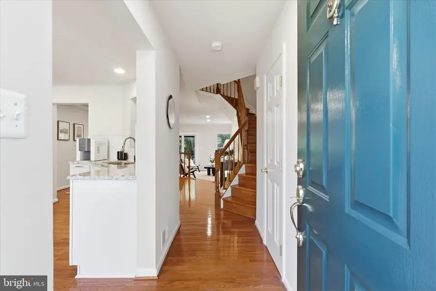 14143 Compton Valley Way, Centreville, VA 20121 - #2