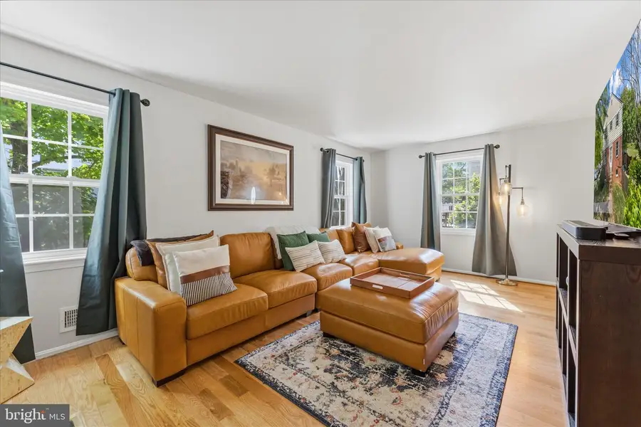 6014 Ticonderoga Ct, Burke, VA 22015 - #3