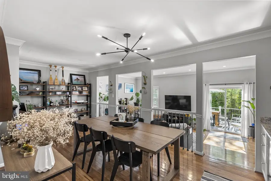 7201 Lake Cove Dr, Alexandria, VA 22315 - #3