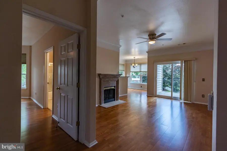 1600 Spring Gate Dr #2207, McLean, VA 22102 - #3