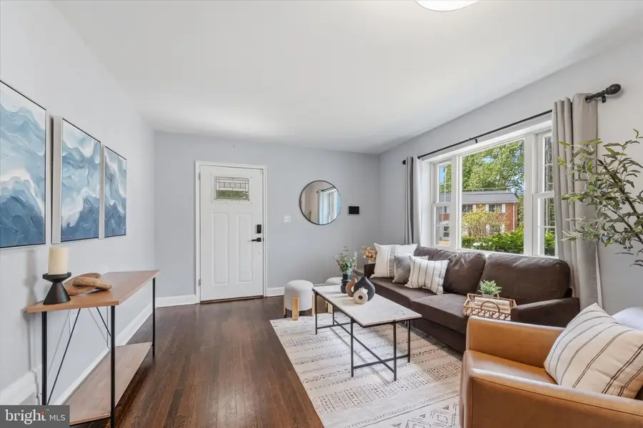 2903 Harrison Rd, Falls Church, VA 22042 - #3