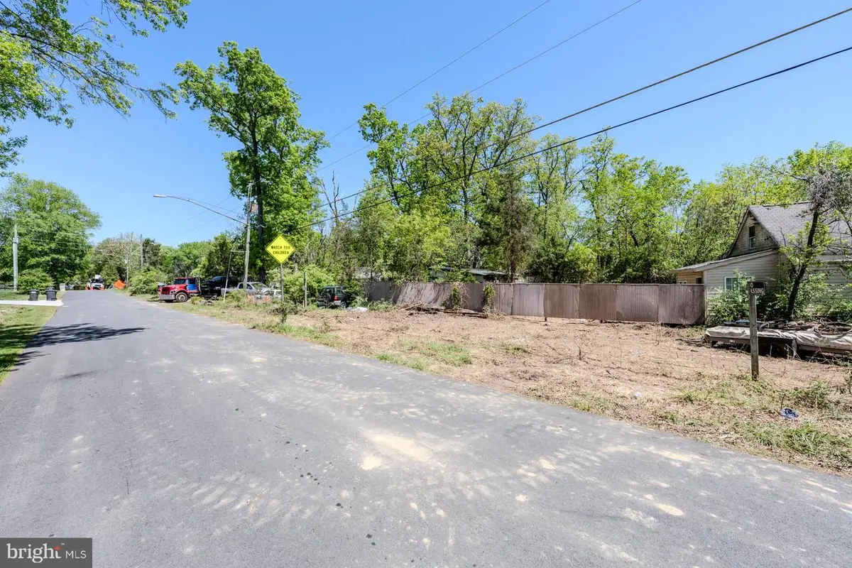 5419 Sasher Ln, Fairfax, VA 22030 - #1