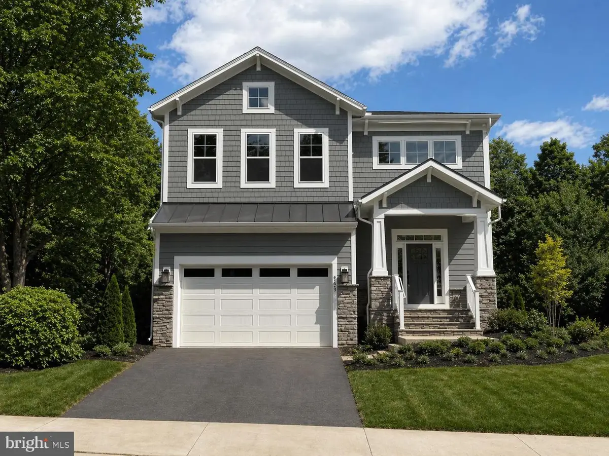 613 Upham Pl Nw, Vienna, VA 22180 - #1