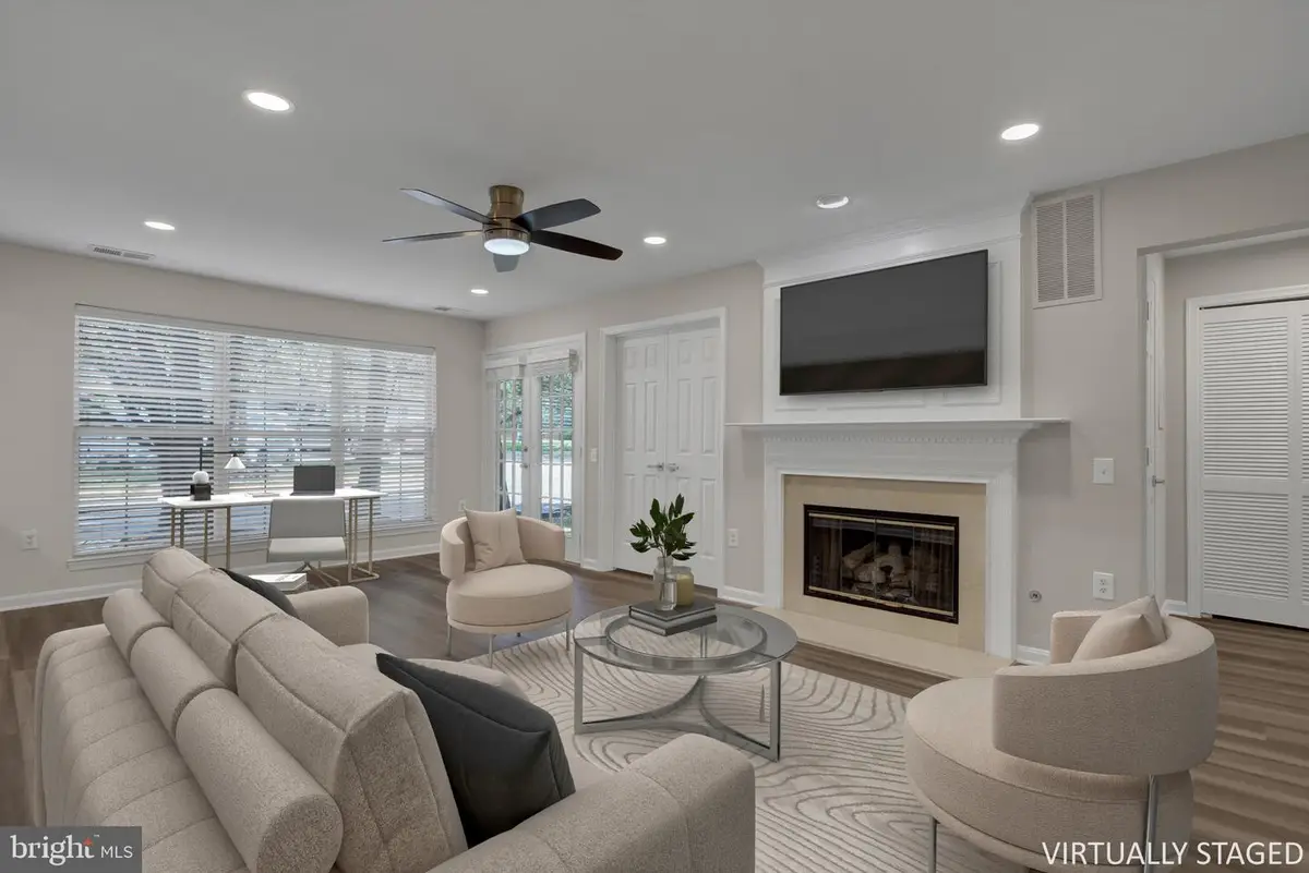 9257 Cardinal Forest Ln #101, Lorton, VA 22079 - #1