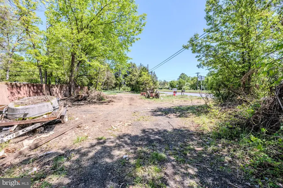 12224 Braddock Rd, Fairfax, VA 22030 - #3