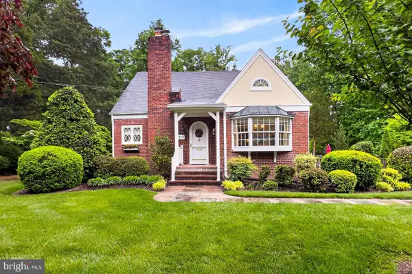 9119 Mcnair Dr, ALEXANDRIA, VA 22309