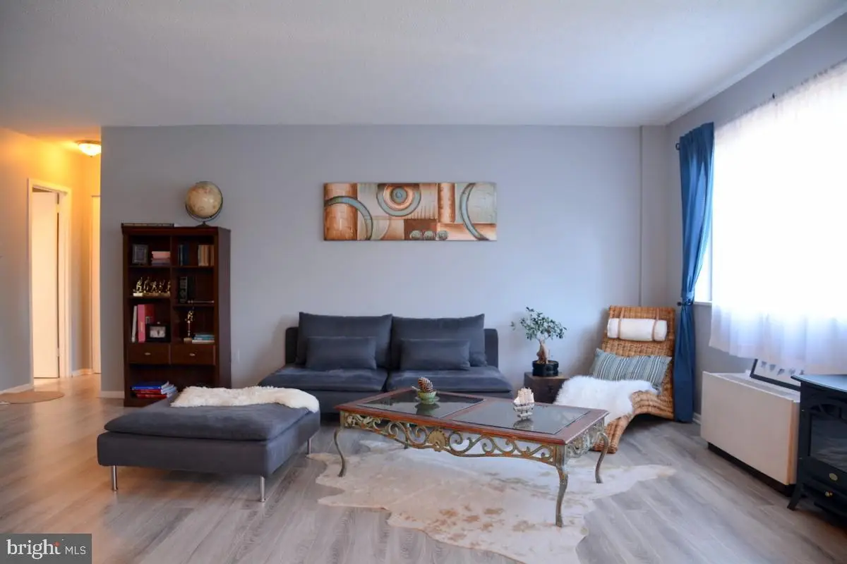 2059 Huntington Ave #311, Alexandria, VA 22303 - #1