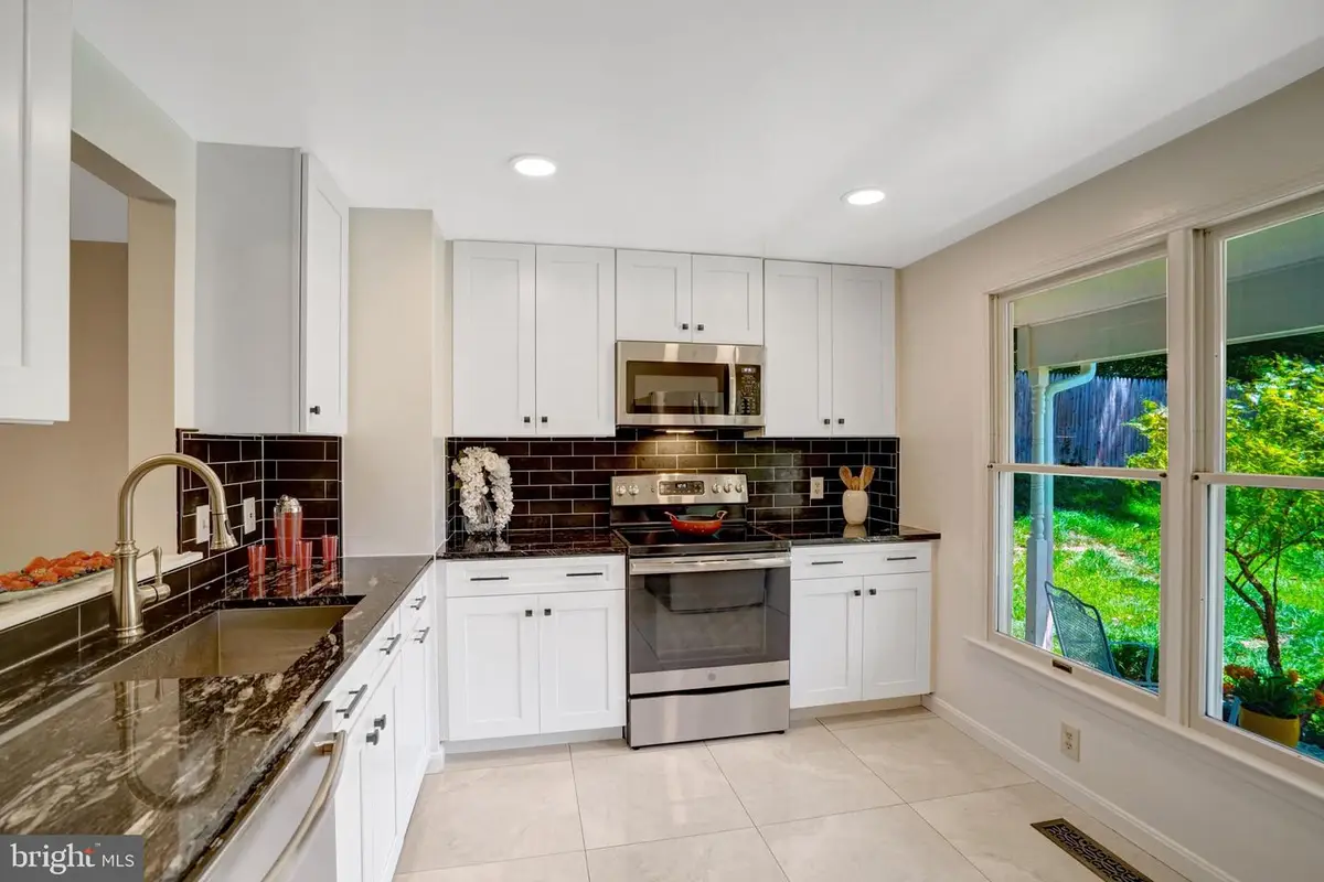7558 Wood Mist Lane, Falls Church, VA 22043 - #1