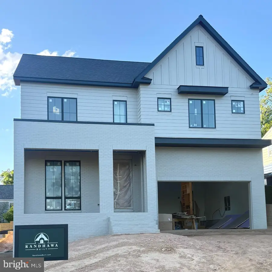 6908 Mount Daniel Dr, Falls Church, VA 22046 - #2