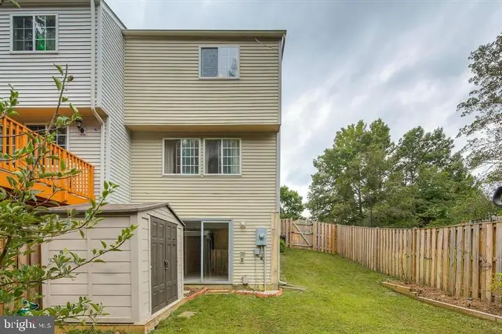 8416 Cedar Falls Ct, Springfield, VA 22153 - #3