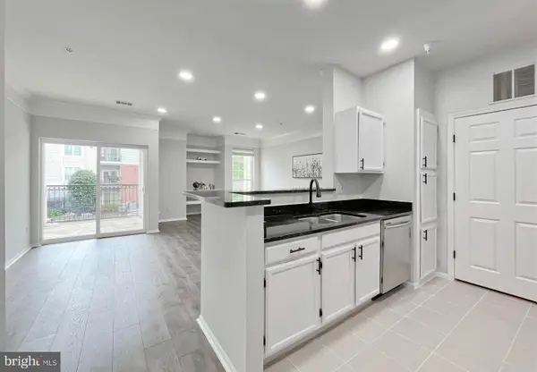 1600 Spring Gate Dr #2211, MCLEAN, VA 22102