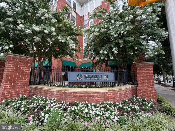 2655 Prosperity Ave #311, FAIRFAX, VA 22031