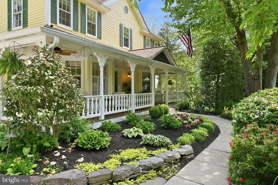 10204 Yellow Pine Dr, Vienna, VA 22182 - #2