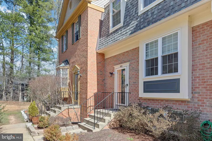 7033 Solomon Seal Ct, Springfield, VA 22152 - #2