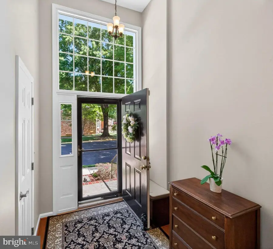 11737 Dry River Ct, Reston, VA 20191 - #2